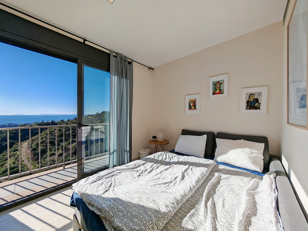 2 Bed Apartment for sale in Altos De Los Monteros Costa Del Sol, Málaga, Spain