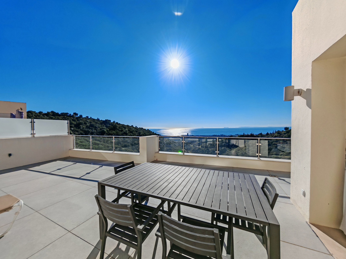 2 Bed Apartment for sale in Altos De Los Monteros Costa Del Sol, Málaga, Spain