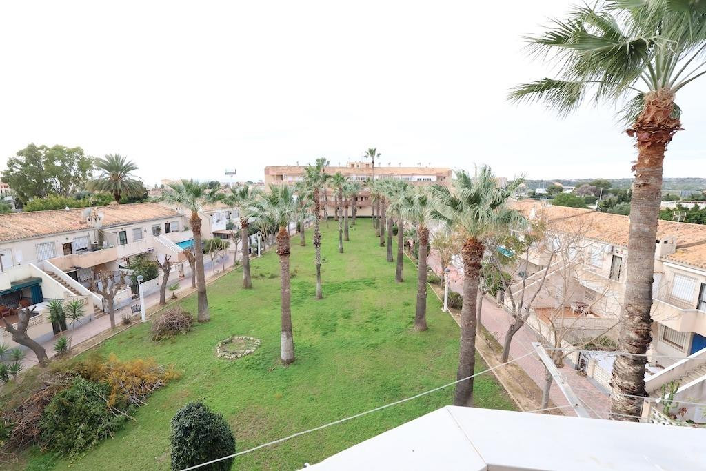 1 Bed Apartment for sale in Cabo Roig Costa Blanca, Alicante, Spain