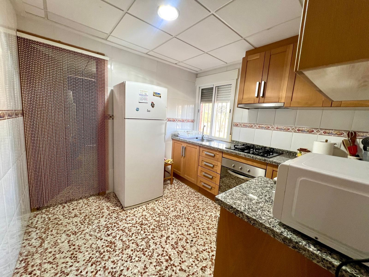 Se vende Villa - Chalet de 3 dormitorios en Costa Blanca, Alicante, España
