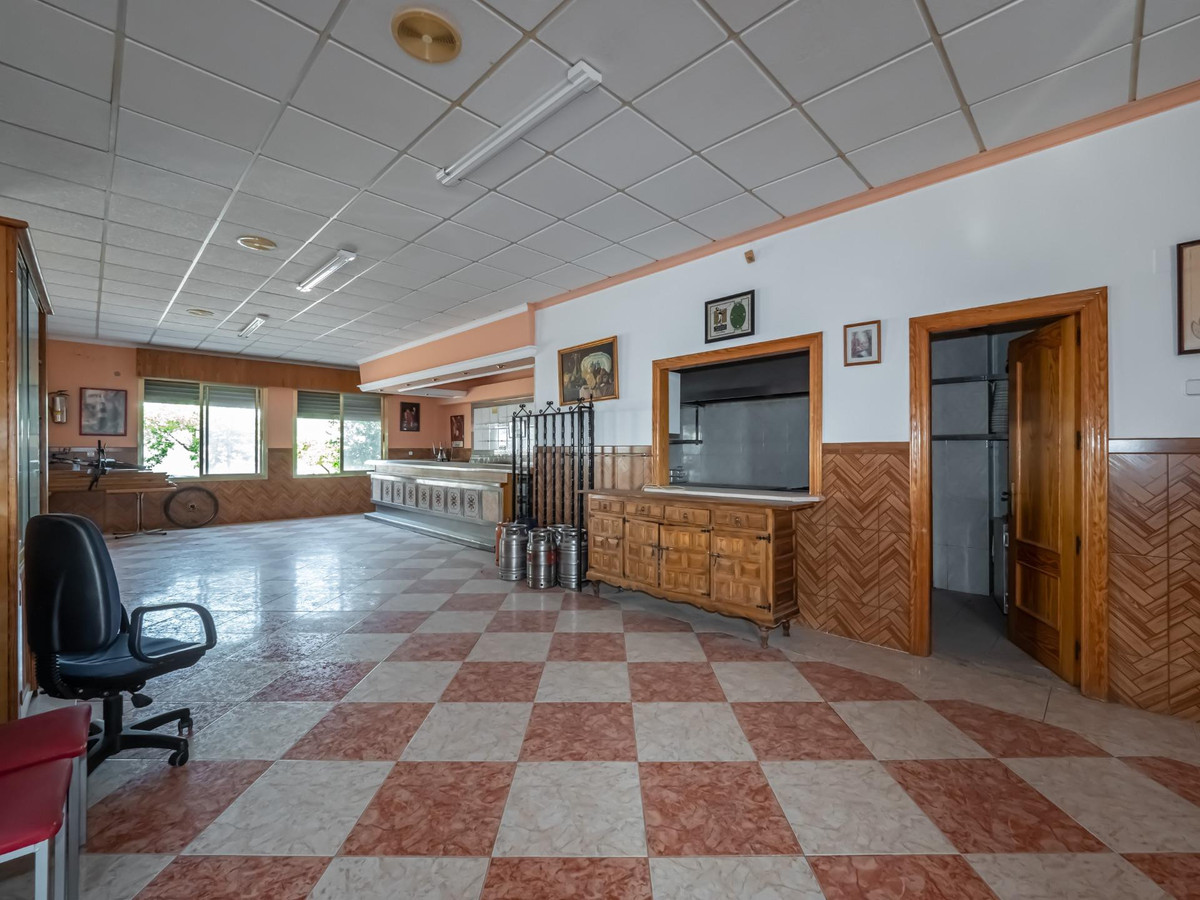 Se vende Local comercial  en Costa Del Sol, Málaga, España