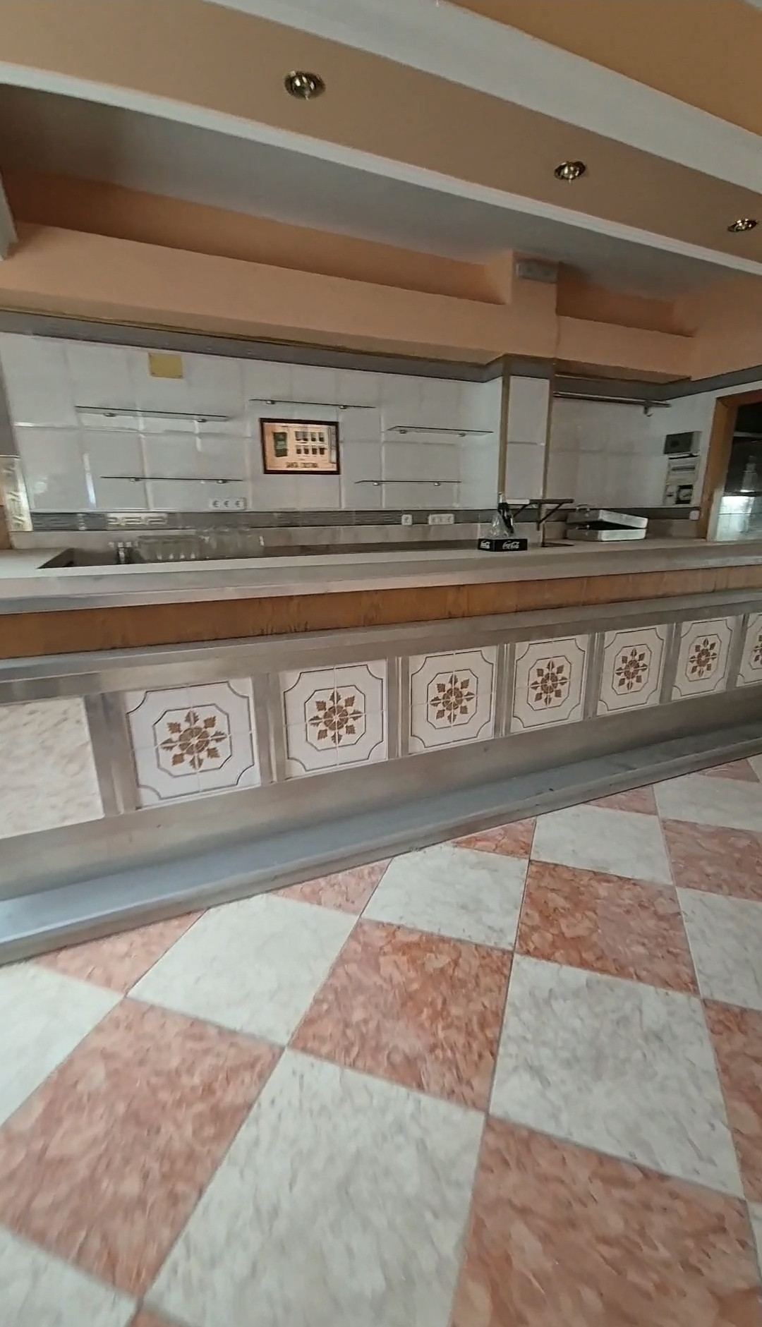 Se vende Local comercial  en Costa Del Sol, Málaga, España