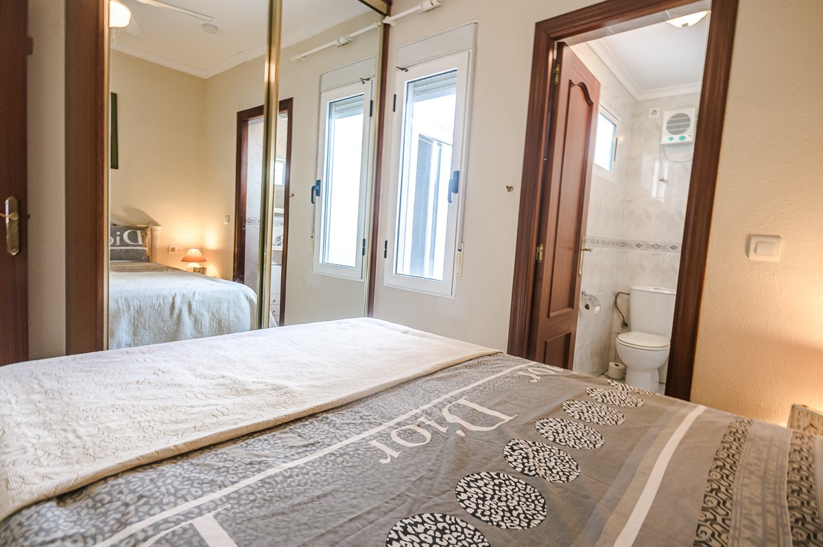 Se vende Villa - Chalet de 2 dormitorios en Costa Blanca, Alicante, España