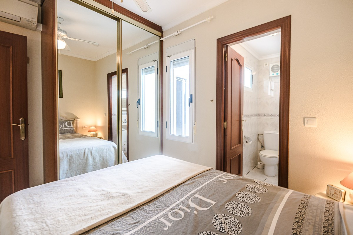 Se vende Villa - Chalet de 2 dormitorios en Costa Blanca, Alicante, España