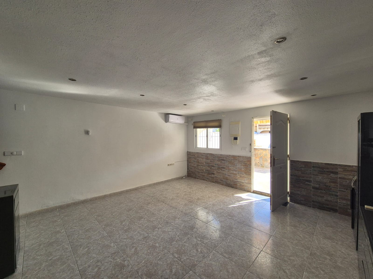3 Bed Townhouse for sale in Torrevieja Costa Blanca, Alicante, Spain