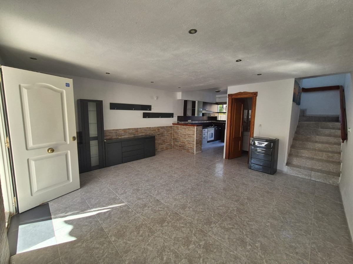 3 Bed Townhouse for sale in Torrevieja Costa Blanca, Alicante, Spain