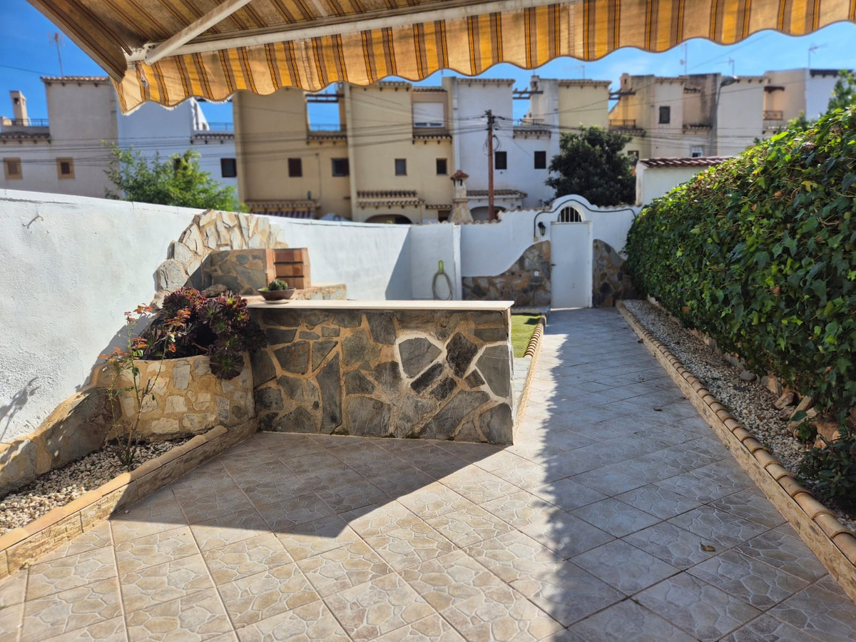 3 Bed Townhouse for sale in Torrevieja Costa Blanca, Alicante, Spain