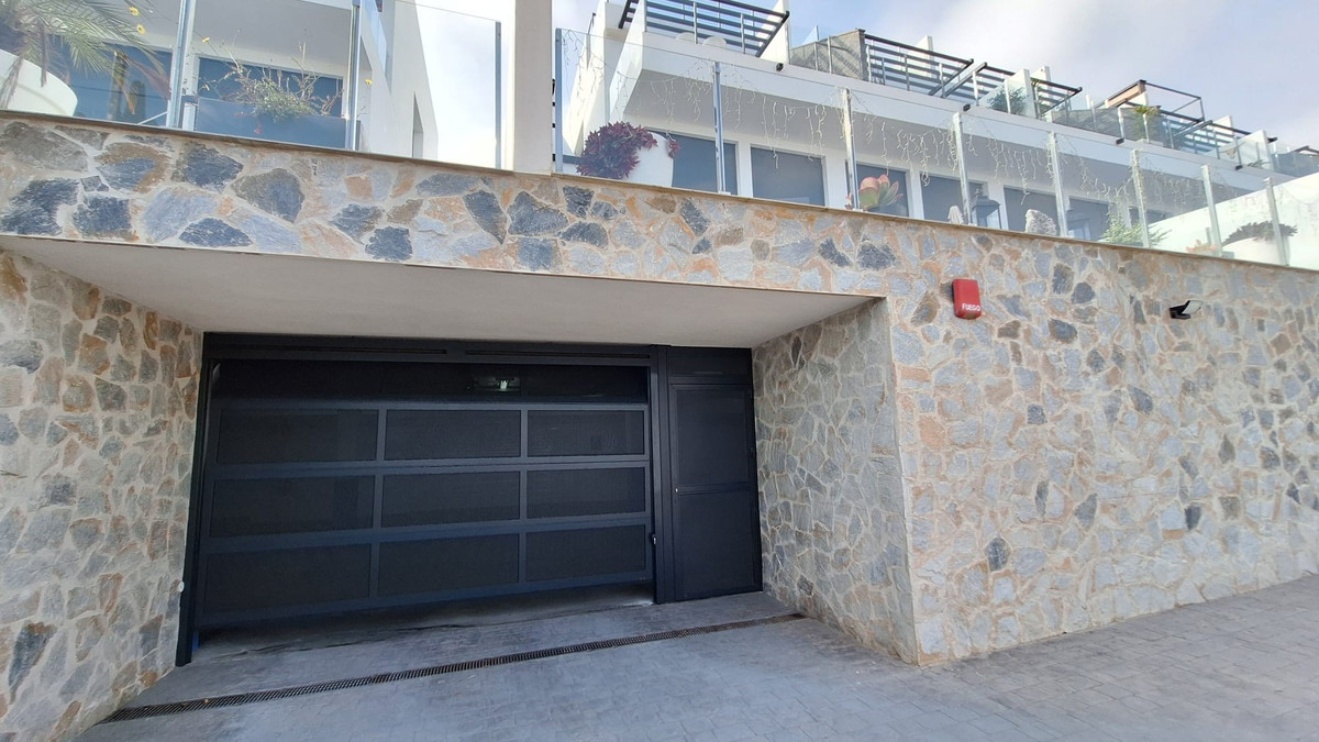 Se vende Apartamento Planta Baja de 3 dormitorios en Costa Blanca, Alicante, España