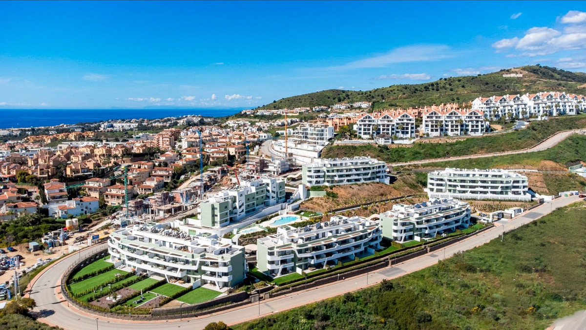 3 Bed Apartment for sale in Calanova Golf Costa Del Sol, Málaga, Spain