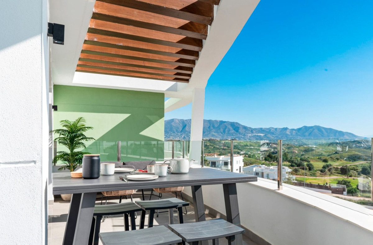 3 Bed Apartment for sale in Calanova Golf Costa Del Sol, Málaga, Spain