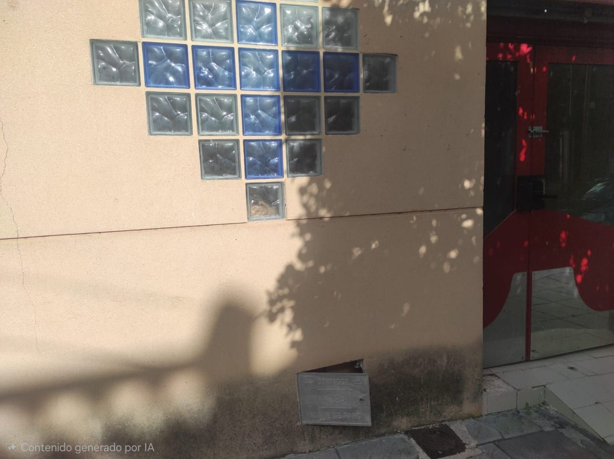 Se vende Local comercial  en Málaga Ciudad, Málaga, España