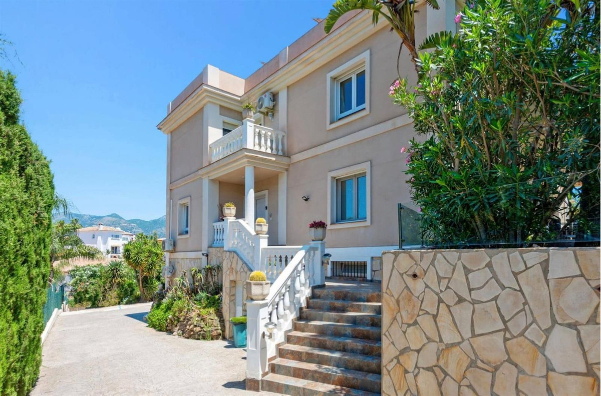 8 Bed Townhouse for sale in Campo Mijas Costa Del Sol, Málaga, Spain