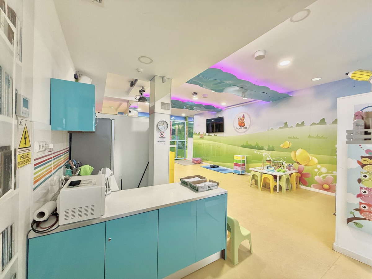 Commercial unit for sale in Los Boliches Costa Del Sol, Málaga, Spain