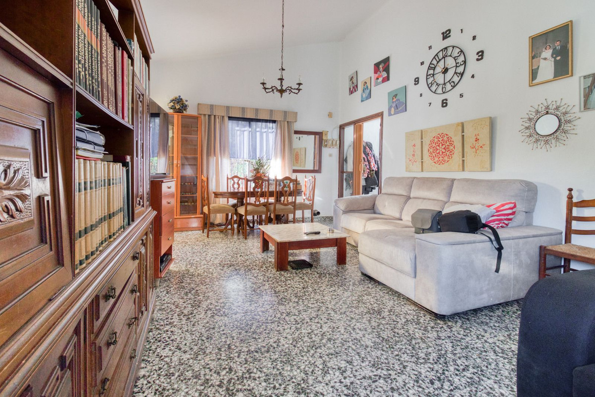 4 Bed Townhouse for sale in Málaga Centro Costa Del Sol, Málaga, Spain