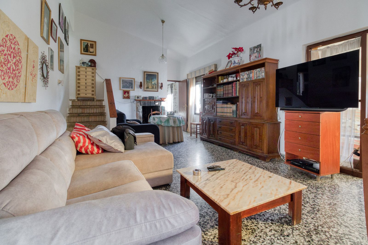 4 Bed Townhouse for sale in Málaga Centro Costa Del Sol, Málaga, Spain
