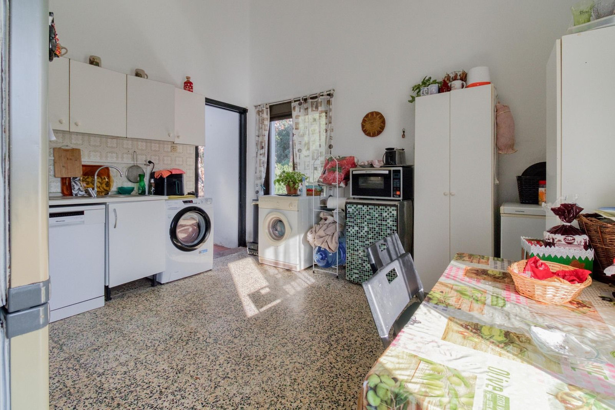 4 Bed Townhouse for sale in Málaga Centro Costa Del Sol, Málaga, Spain