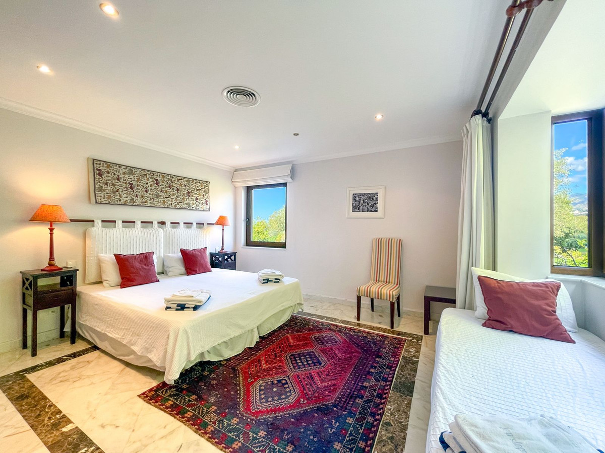 Se vende Villa - Chalet de 7 dormitorios en Costa Del Sol, Málaga, España