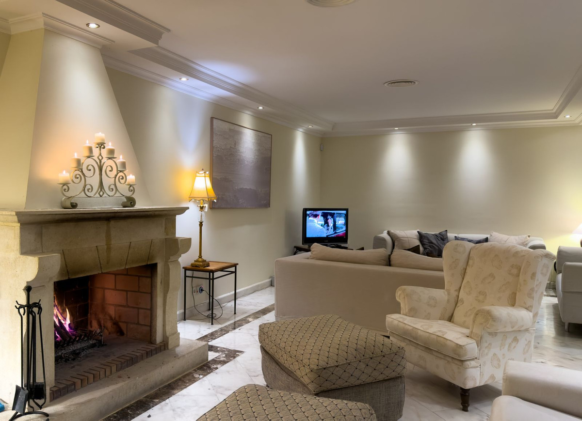 Se vende Villa - Chalet de 7 dormitorios en Costa Del Sol, Málaga, España