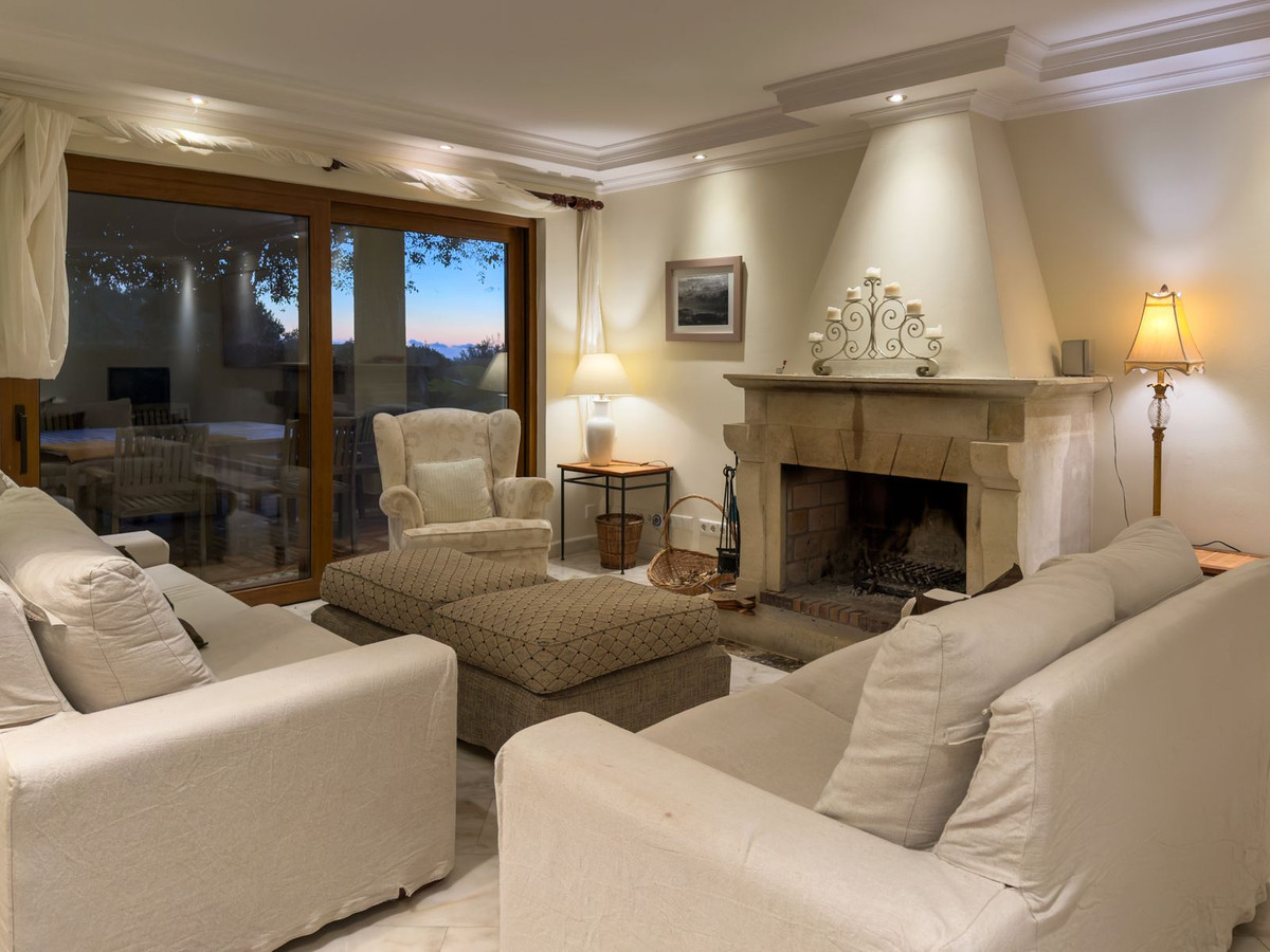 Se vende Villa - Chalet de 7 dormitorios en Costa Del Sol, Málaga, España