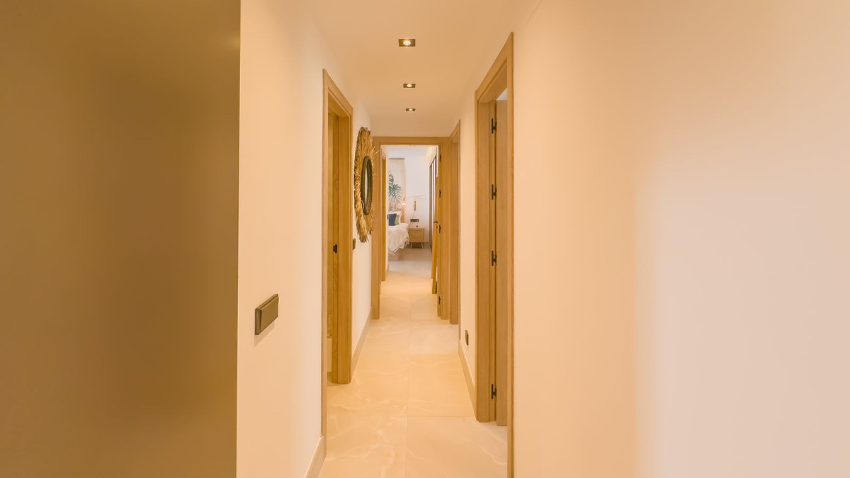 3 Bed Apartment for sale in Istán Costa Del Sol, Málaga, Spain