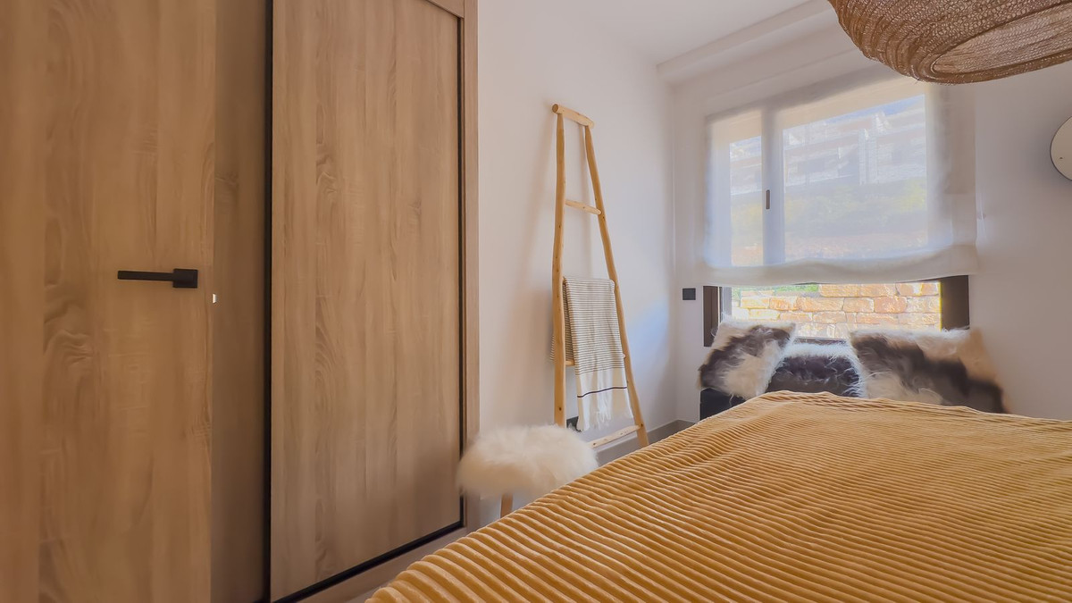 3 Bed Apartment for sale in Istán Costa Del Sol, Málaga, Spain
