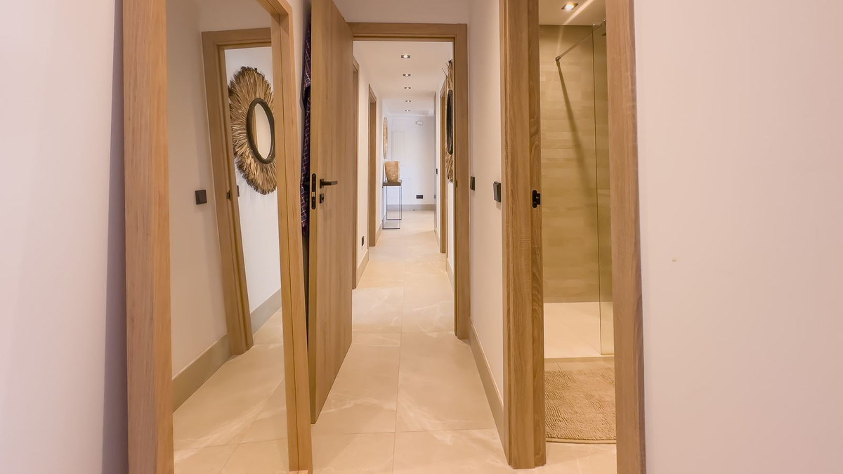 3 Bed Apartment for sale in Istán Costa Del Sol, Málaga, Spain