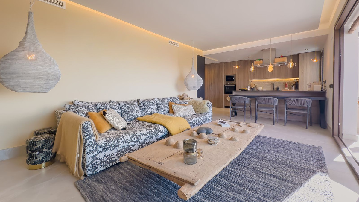 3 Bed Apartment for sale in Istán Costa Del Sol, Málaga, Spain