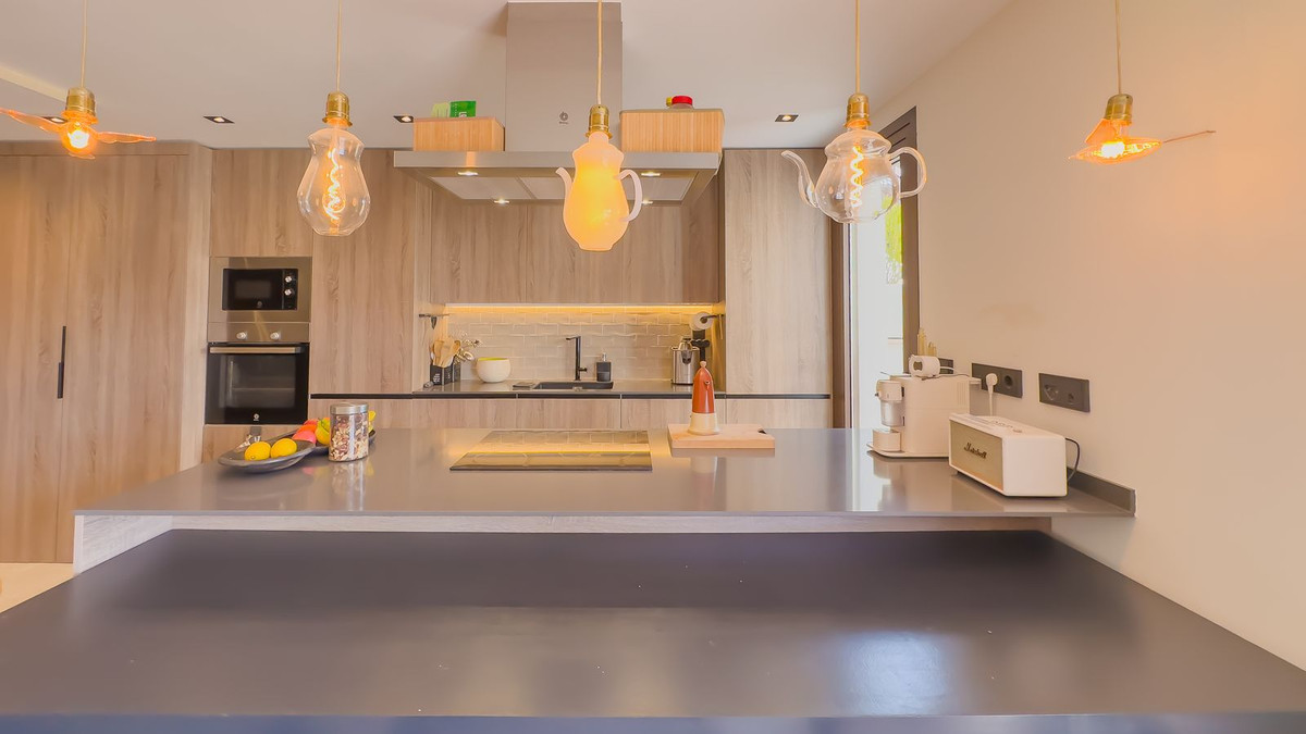 3 Bed Apartment for sale in Istán Costa Del Sol, Málaga, Spain