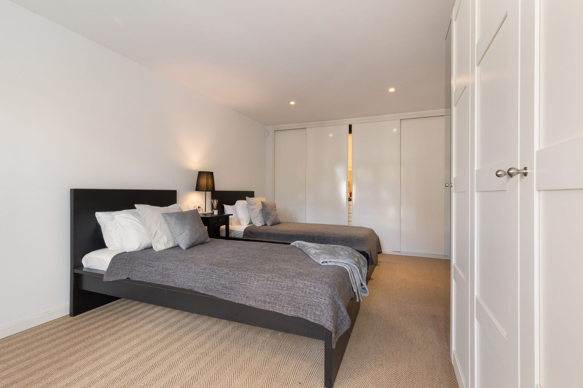 5 Bed Townhouse for sale in Hacienda Las Chapas Costa Del Sol, Málaga, Spain