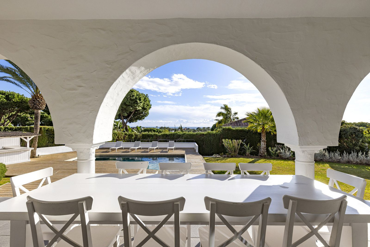 5 Bed Townhouse for sale in Hacienda Las Chapas Costa Del Sol, Málaga, Spain