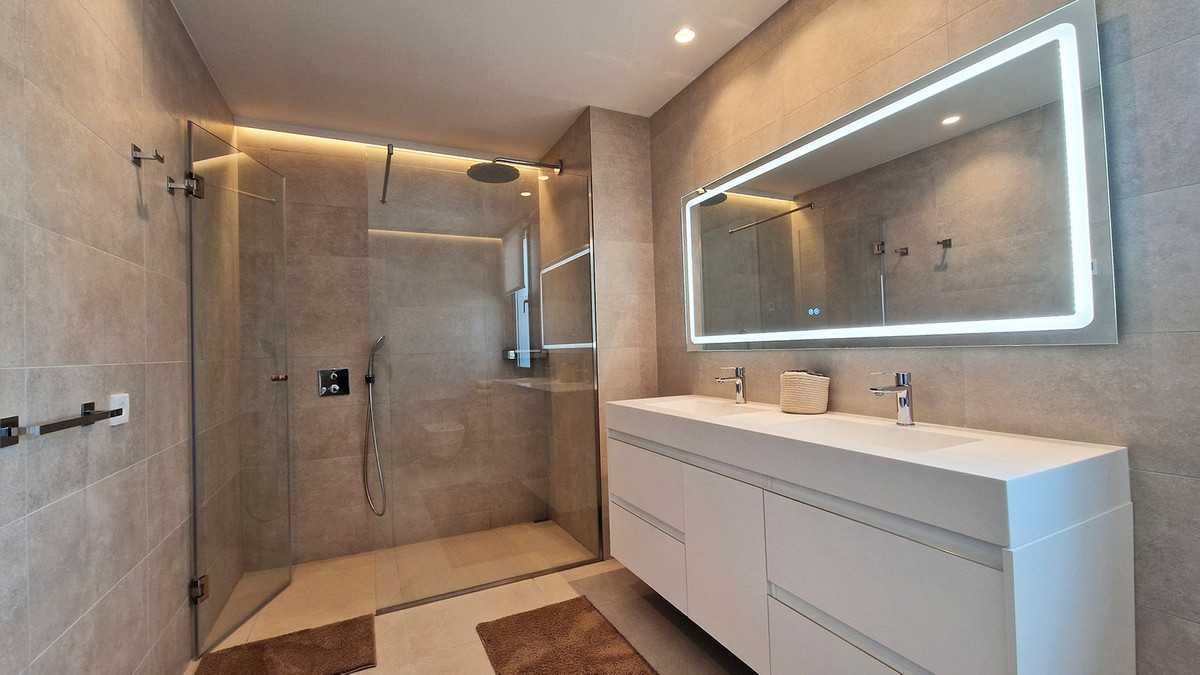 4 Bed Townhouse for sale in La Cala Golf Costa Del Sol, Málaga, Spain