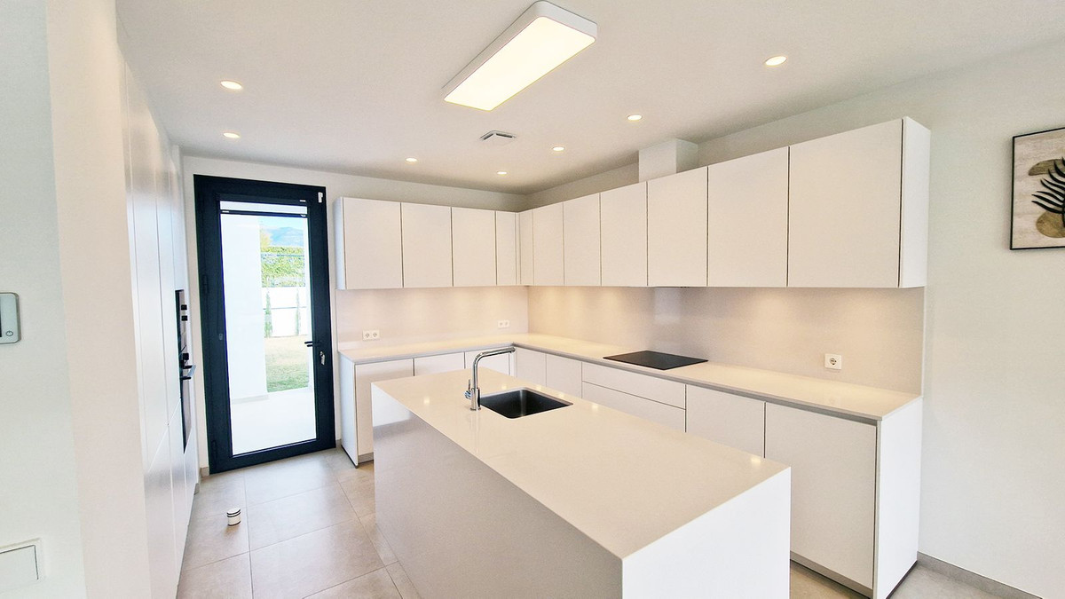 4 Bed Townhouse for sale in La Cala Golf Costa Del Sol, Málaga, Spain