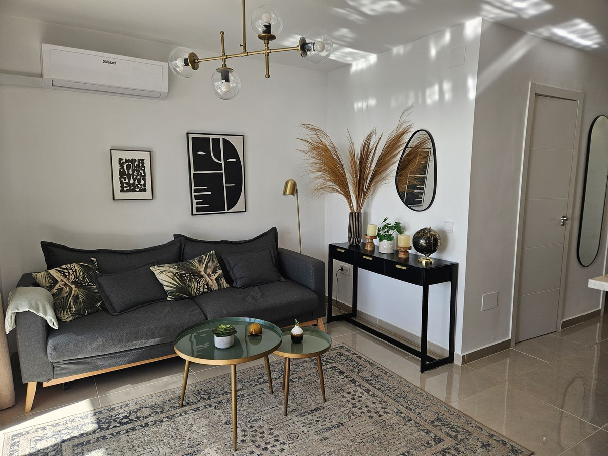1 Bed Apartment for sale in Benalmadena Costa Costa Del Sol, Málaga, Spain