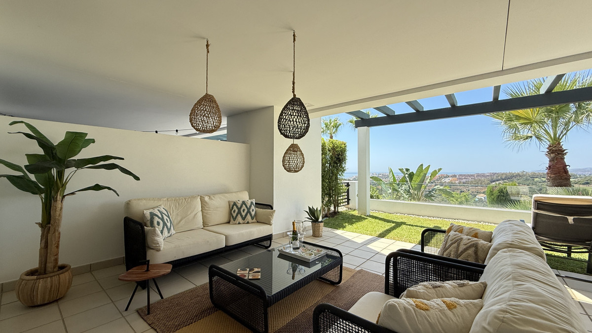 2 Bed Apartment for sale in Casares Costa Del Sol, Málaga, Spain