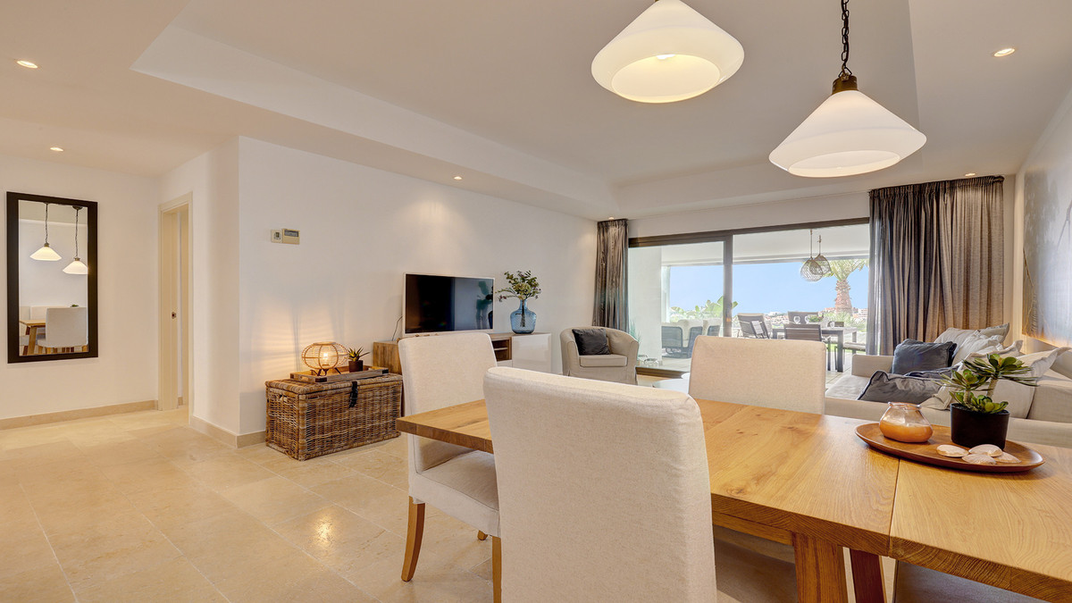 2 Bed Apartment for sale in Casares Costa Del Sol, Málaga, Spain