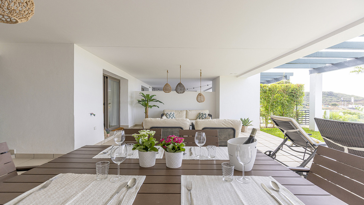 2 Bed Apartment for sale in Casares Costa Del Sol, Málaga, Spain