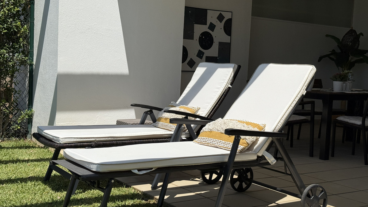 2 Bed Apartment for sale in Casares Costa Del Sol, Málaga, Spain