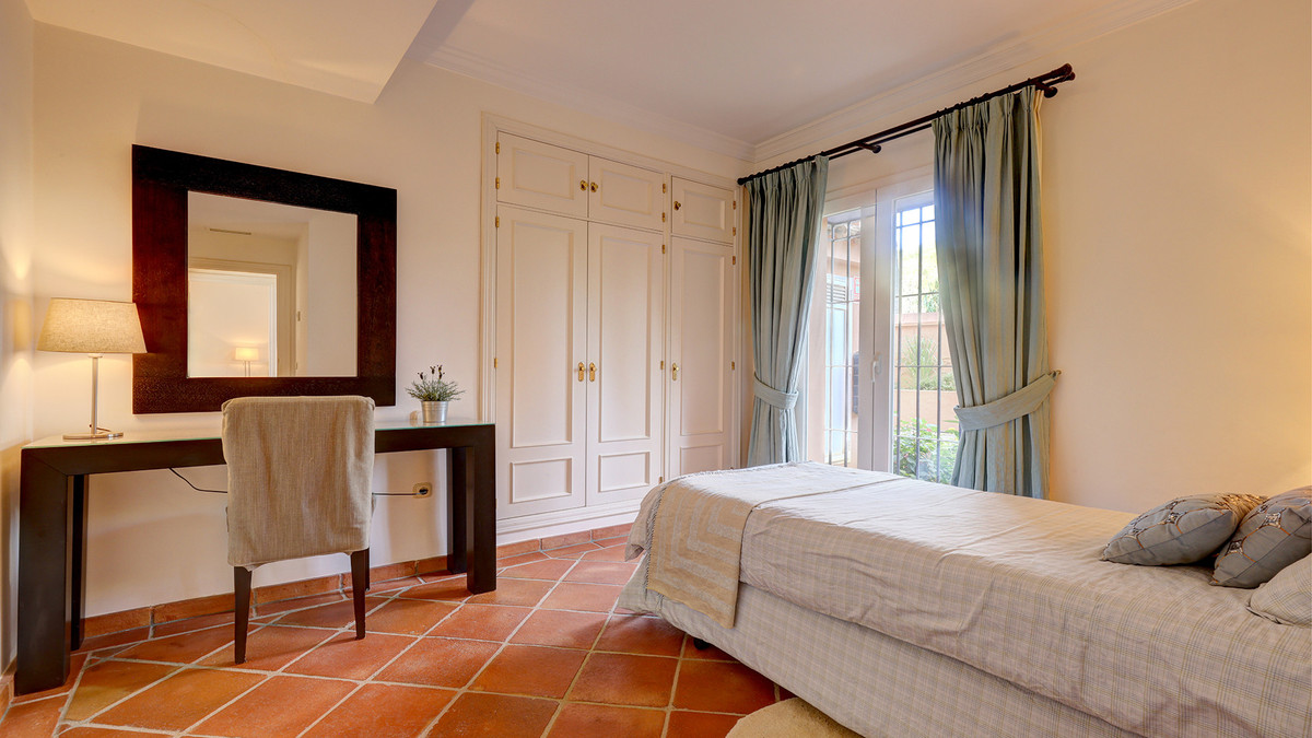 3 Bed Apartment for sale in Casares Costa Del Sol, Málaga, Spain