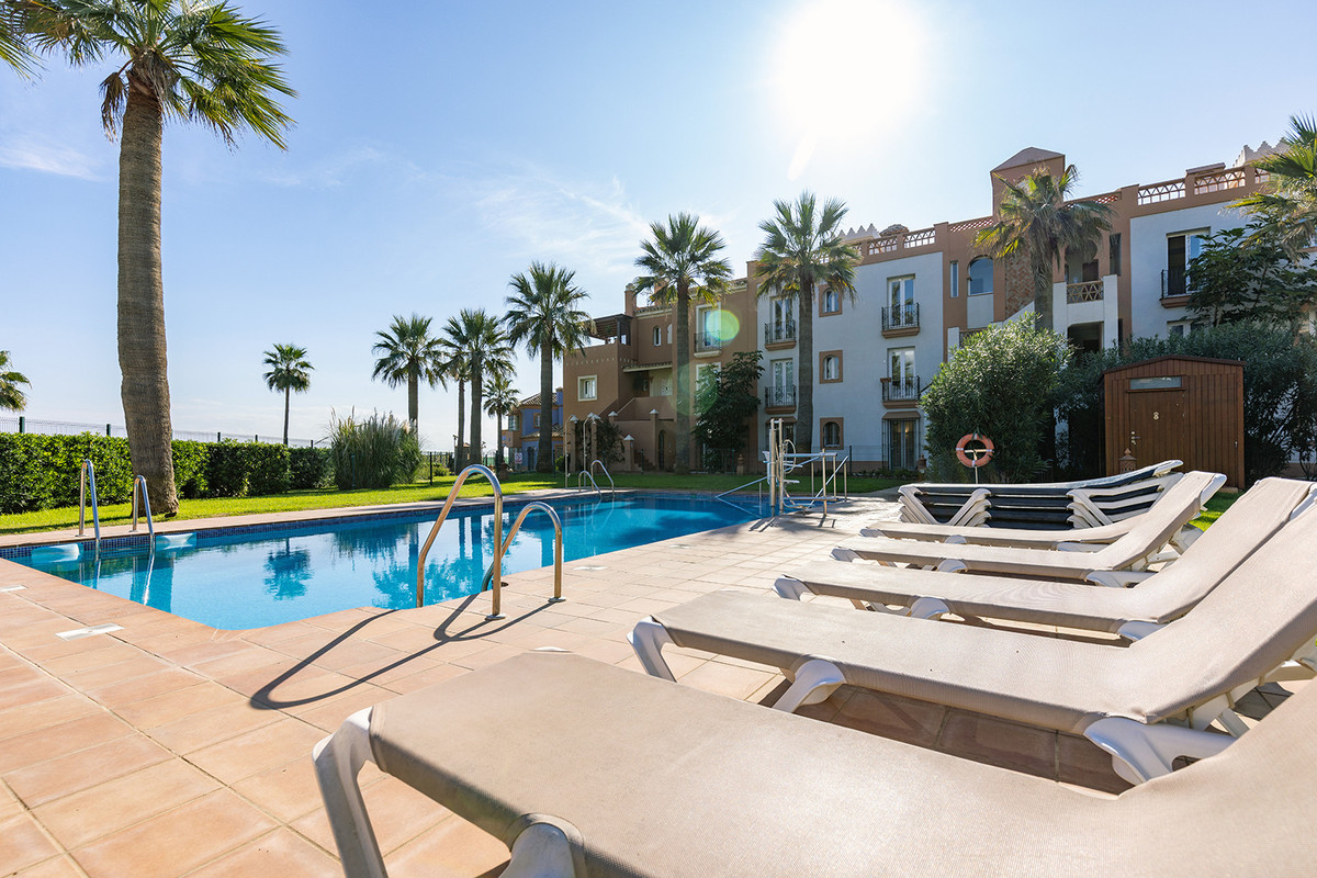3 Bed Apartment for sale in Casares Costa Del Sol, Málaga, Spain