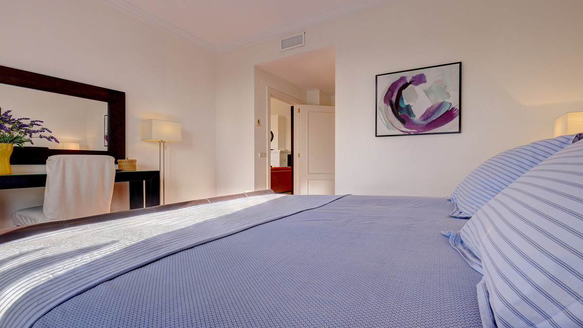 3 Bed Apartment for sale in Casares Costa Del Sol, Málaga, Spain