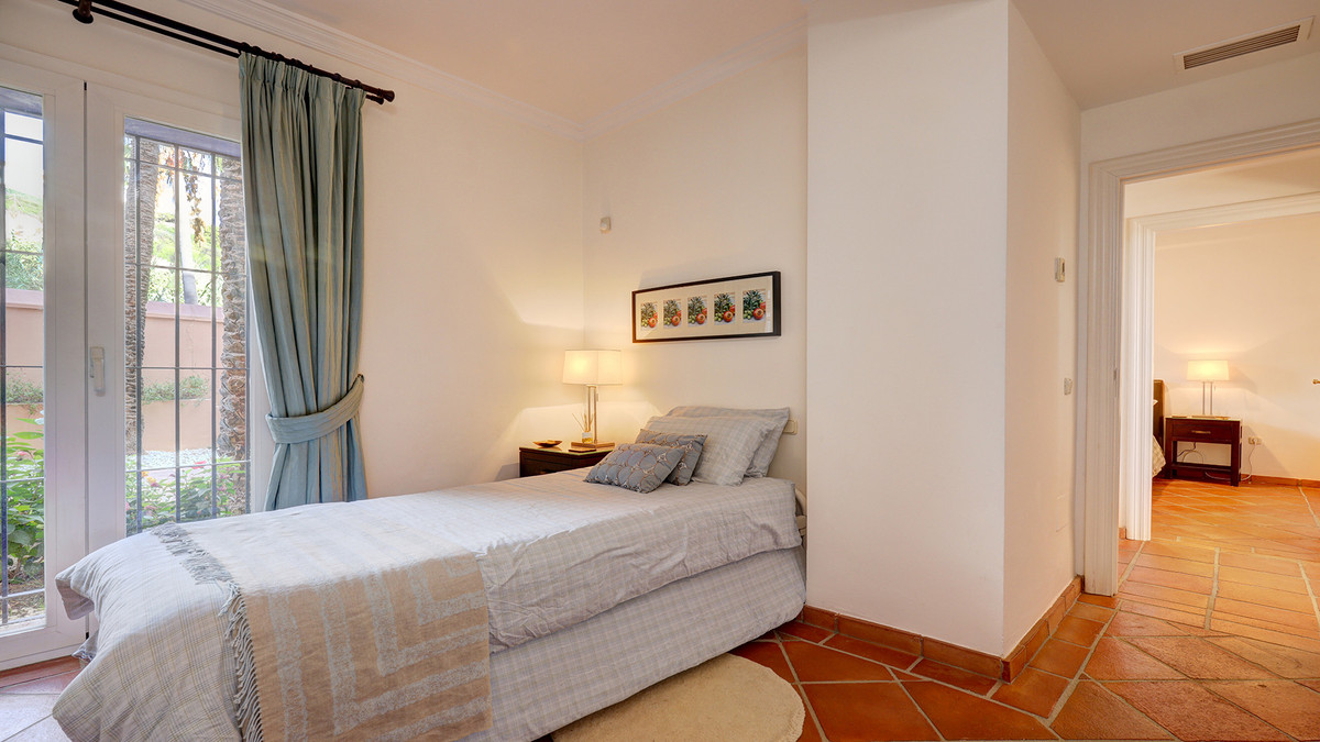 3 Bed Apartment for sale in Casares Costa Del Sol, Málaga, Spain