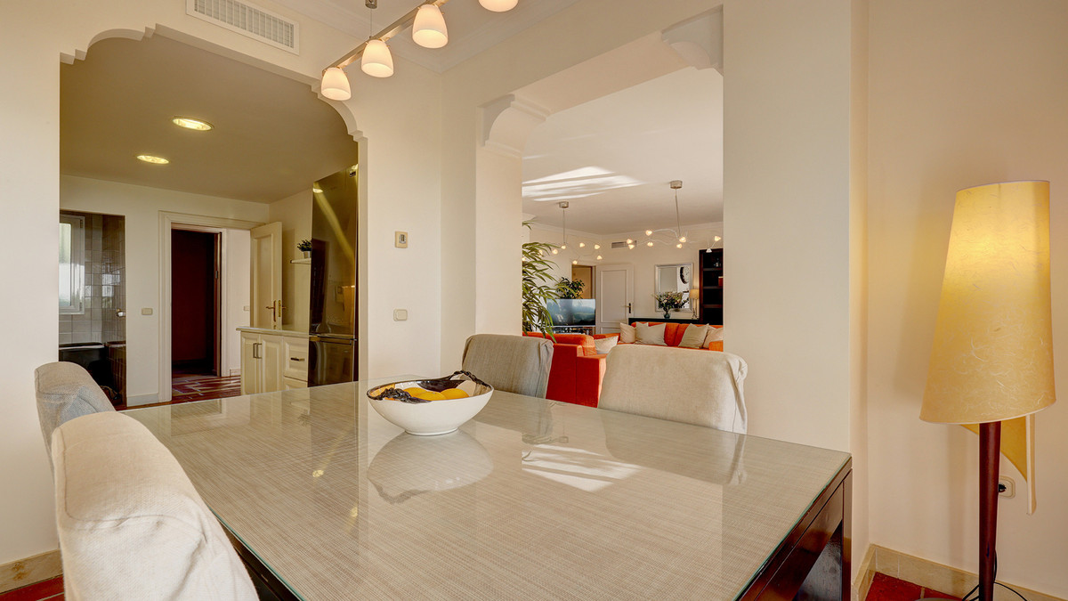 3 Bed Apartment for sale in Casares Costa Del Sol, Málaga, Spain
