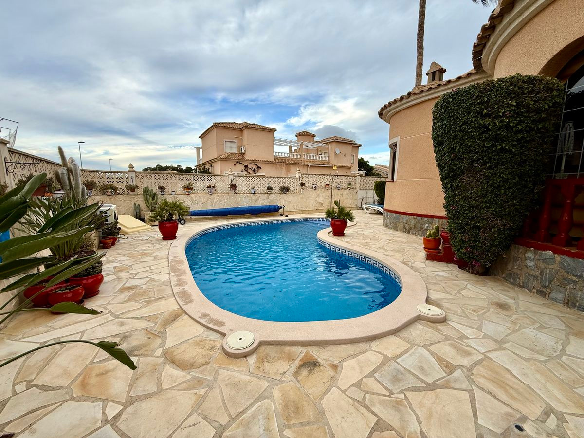 3 Bed Townhouse for sale in Benijofar Costa Blanca, Alicante, Spain