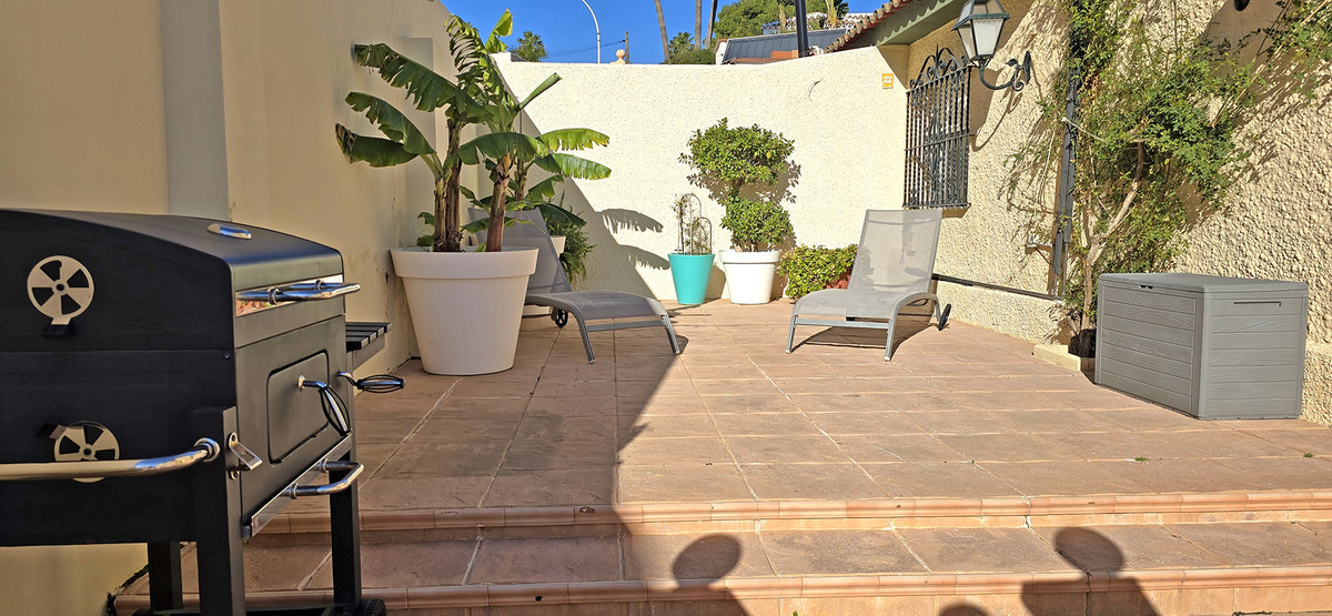 Se vende Villa - Chalet de 6 dormitorios en Costa Del Sol, Málaga, España