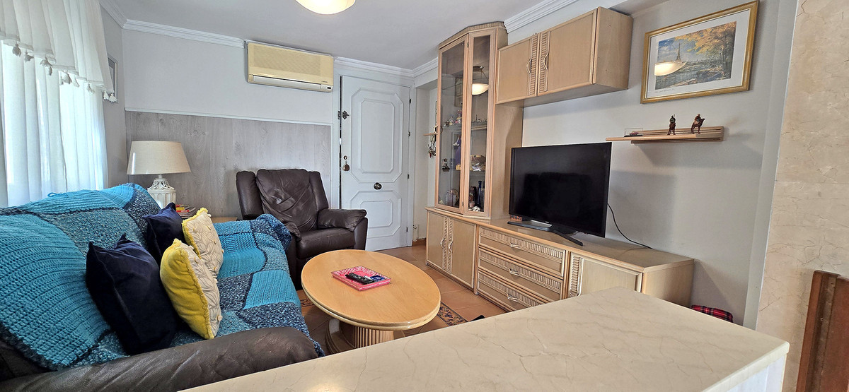 Se vende Villa - Chalet de 6 dormitorios en Costa Del Sol, Málaga, España