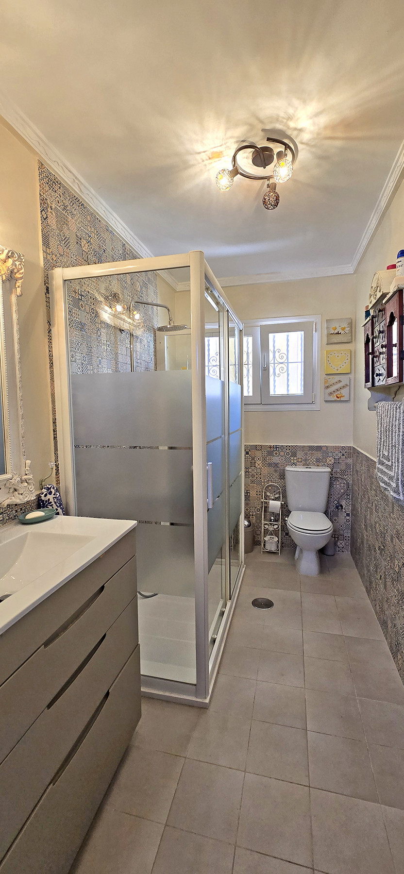 Se vende Villa - Chalet de 6 dormitorios en Costa Del Sol, Málaga, España