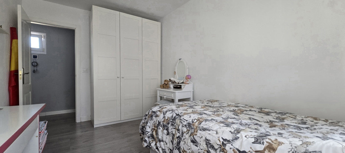 Se vende Villa - Chalet de 6 dormitorios en Costa Del Sol, Málaga, España