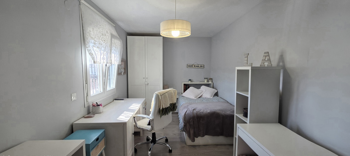 Se vende Villa - Chalet de 6 dormitorios en Costa Del Sol, Málaga, España