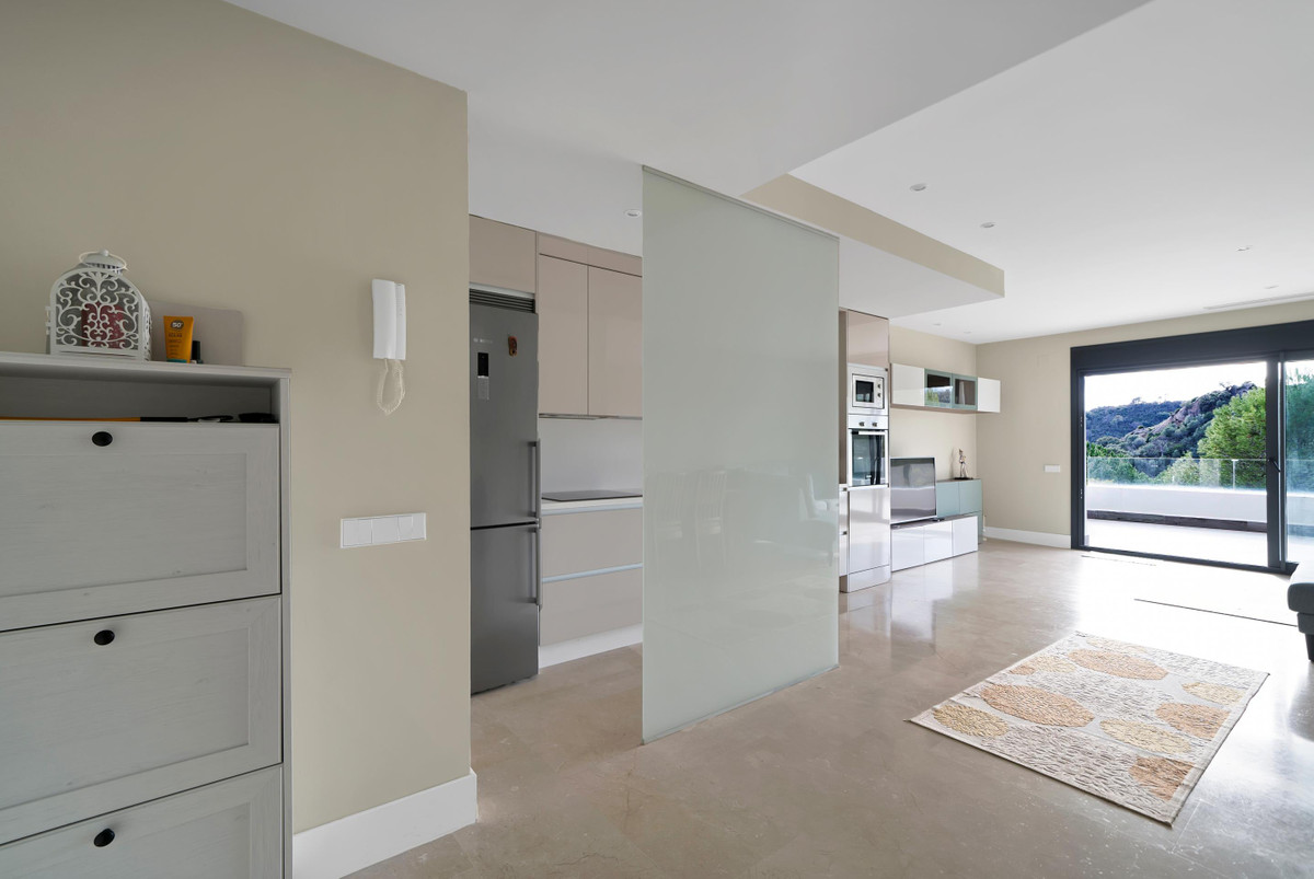 2 Bed Apartment for sale in Estepona Costa Del Sol, Málaga, Spain