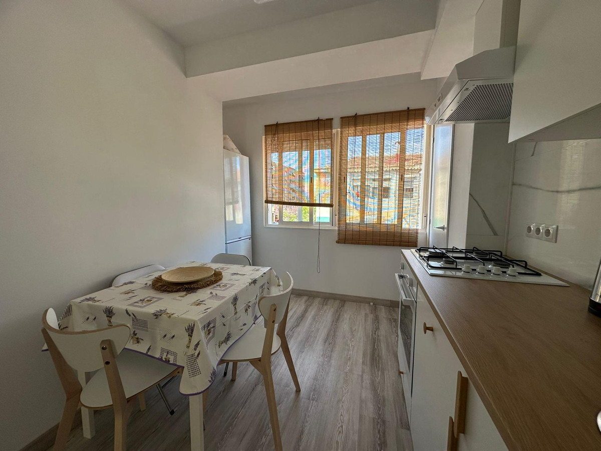 Se vende Apartamento Planta Media de 3 dormitorios en Costa Blanca, Alicante, España